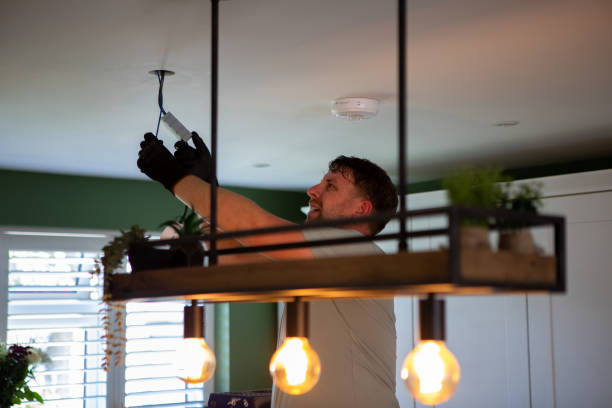 Best Affordable Emergency Electrician  in Mclendon Chisholm, TX